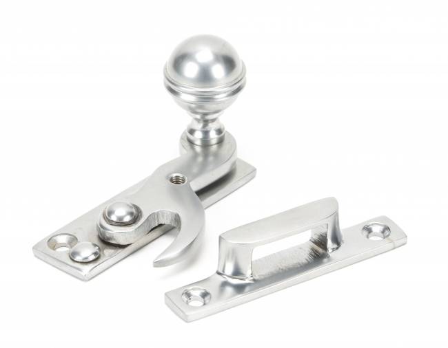 Satin Chrome Prestbury Sash Hook Fastener Image 1