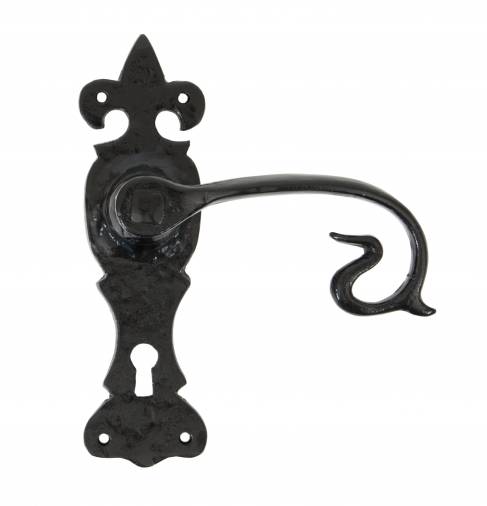 Black Curly Lever Lock Set Image 1